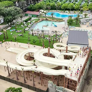 El Delfin - Camping